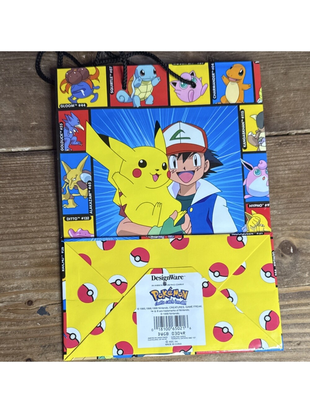 DesignWare PokΓ©mon Gift Bag 1999 Ash Pikachu Misty Brock Charizard Multicolor